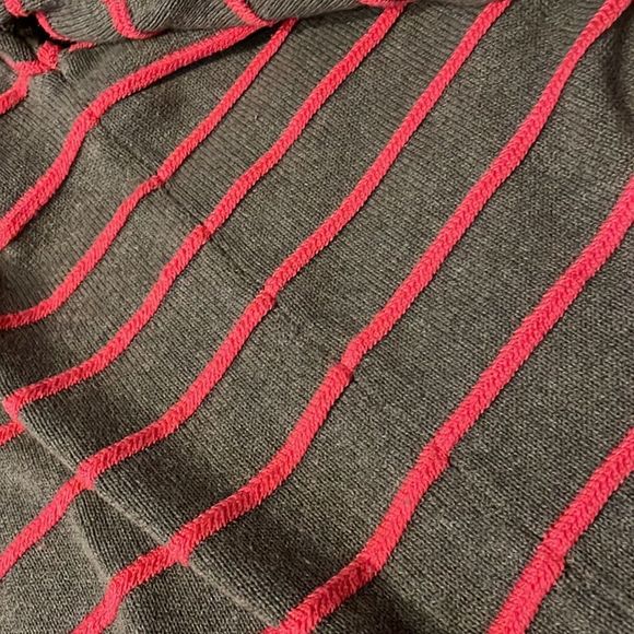 Liz Claiborne open front cardigan raised bright pink stripes on medium grey - Picture 5 of 6